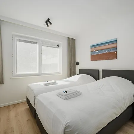 Luxe Comfort App Met Zijdelings Zeezicht En In Centrum Appartement *